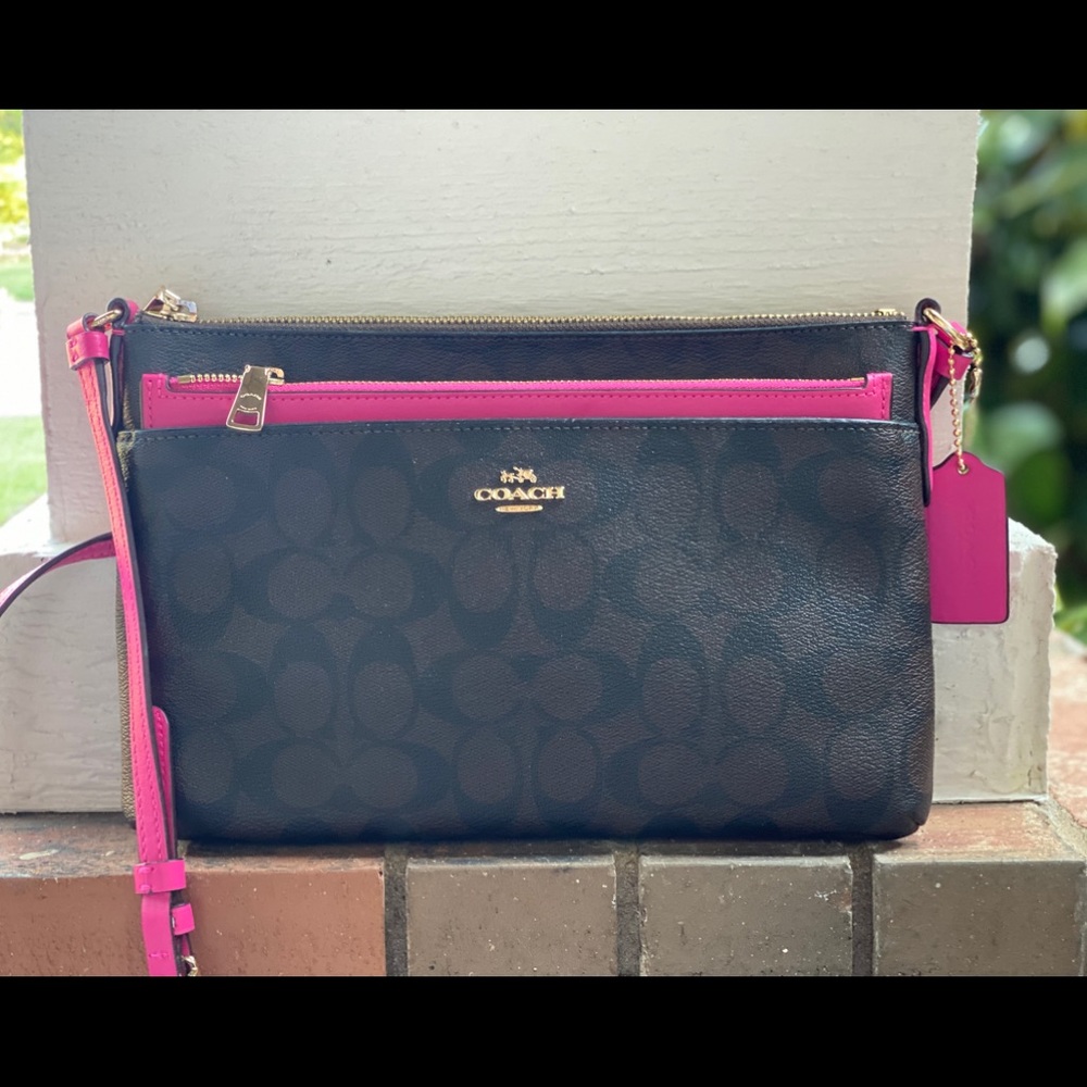 NWOT Coach East/West Crossbody